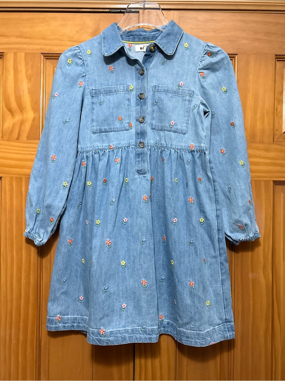 Mini Boden Light Blue Denim Dress with Multicolor Floral Embroidery 9/10Y EUC